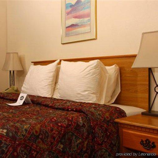 Silver Saddle Motel 마니투 스프링스 객실 사진
